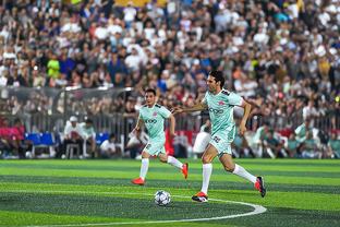 Dữ liệu trận đấu của Giroud với Empoli: 1 bàn thắng 4 giải vây, xếp hạng 6,9